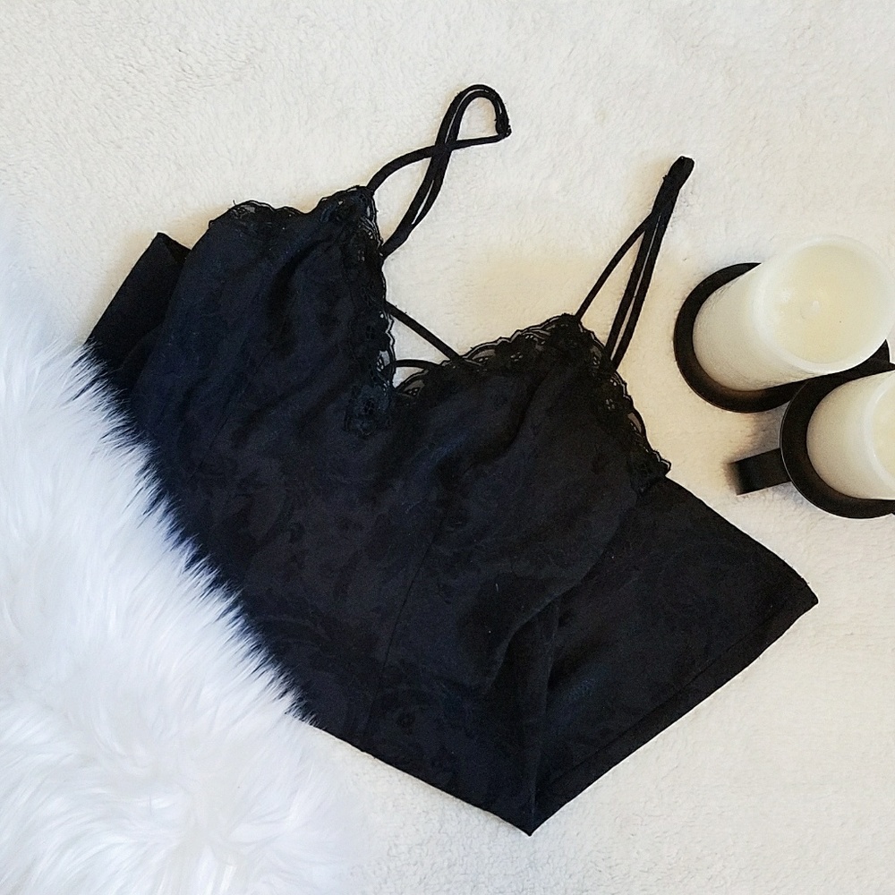 Vintage · VS Gold Tag Velvet Chemise